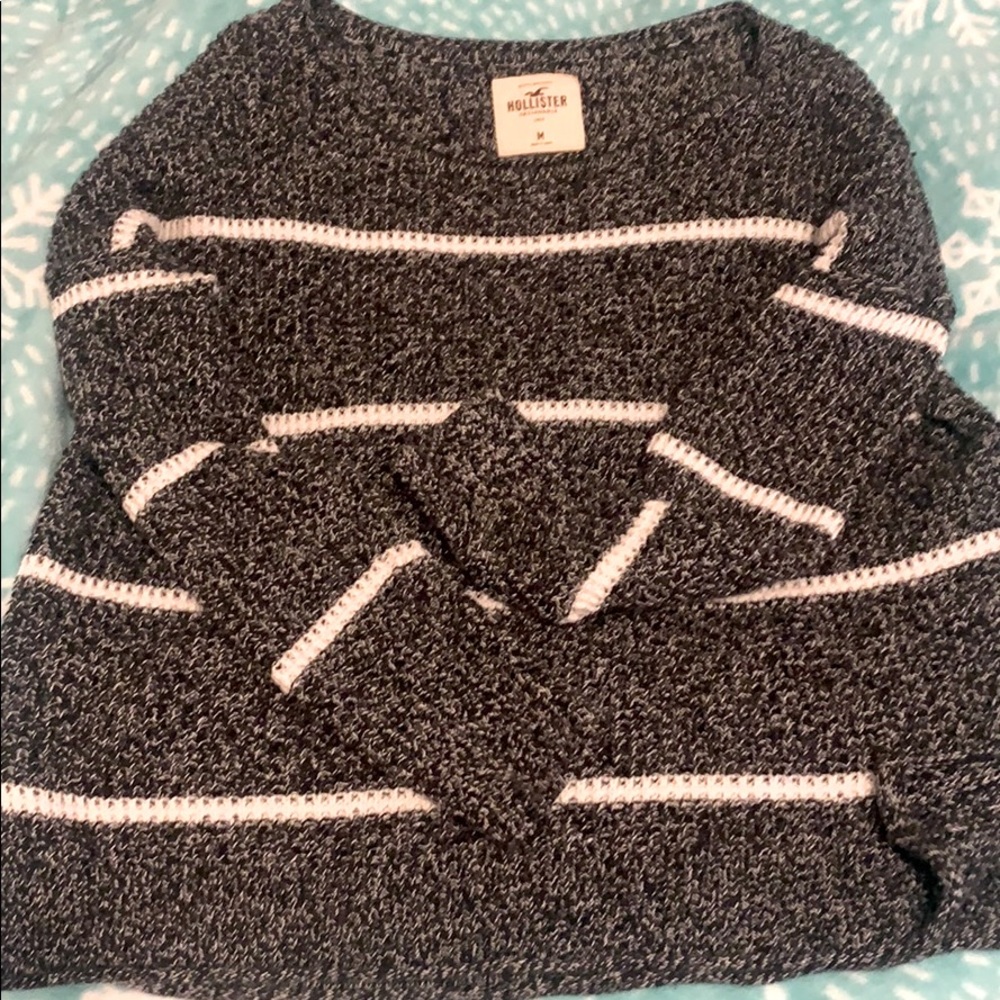 Hollister sweater
